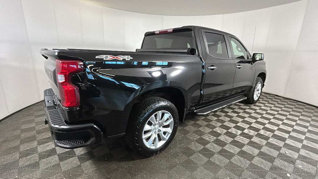 2021 Chevrolet Silverado 1500 Custom - Image 3