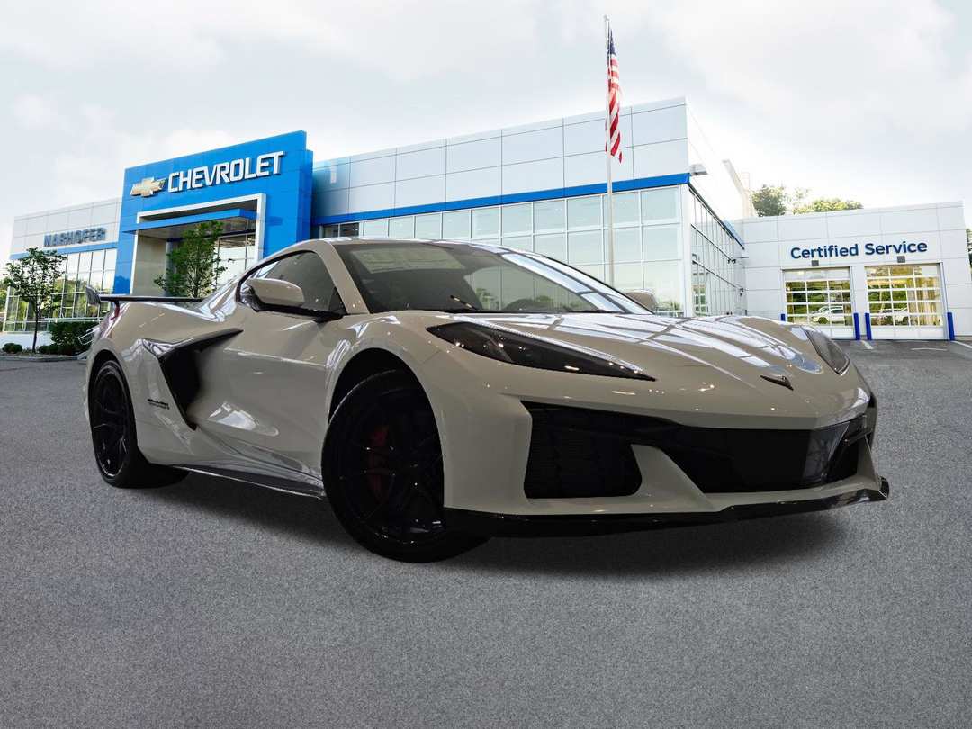 2027 Chevrolet Corvette Grand Sport - Image 2