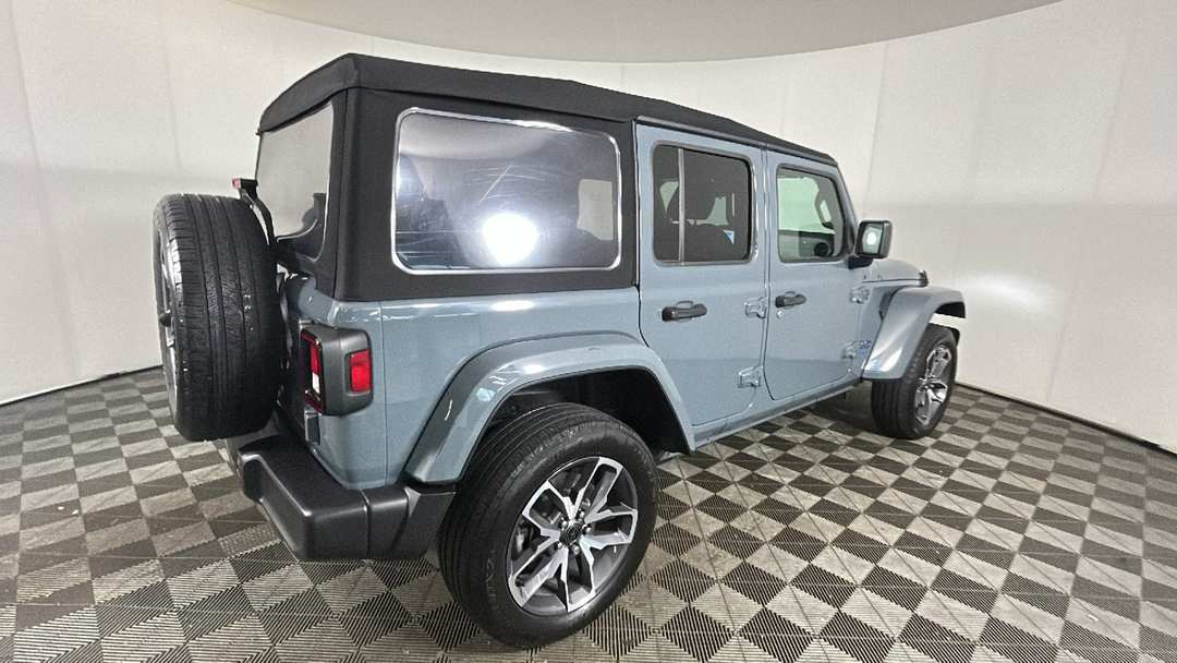 2024 Jeep Wrangler Sport S 4xe - Image 3