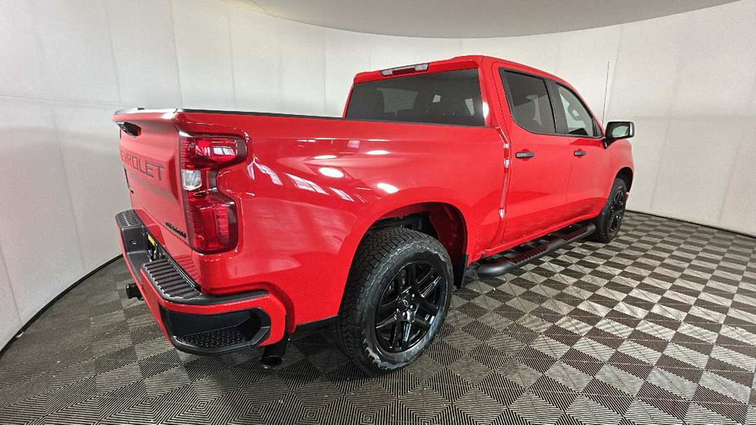 2026 Chevrolet Silverado 1500 Custom - Image 3