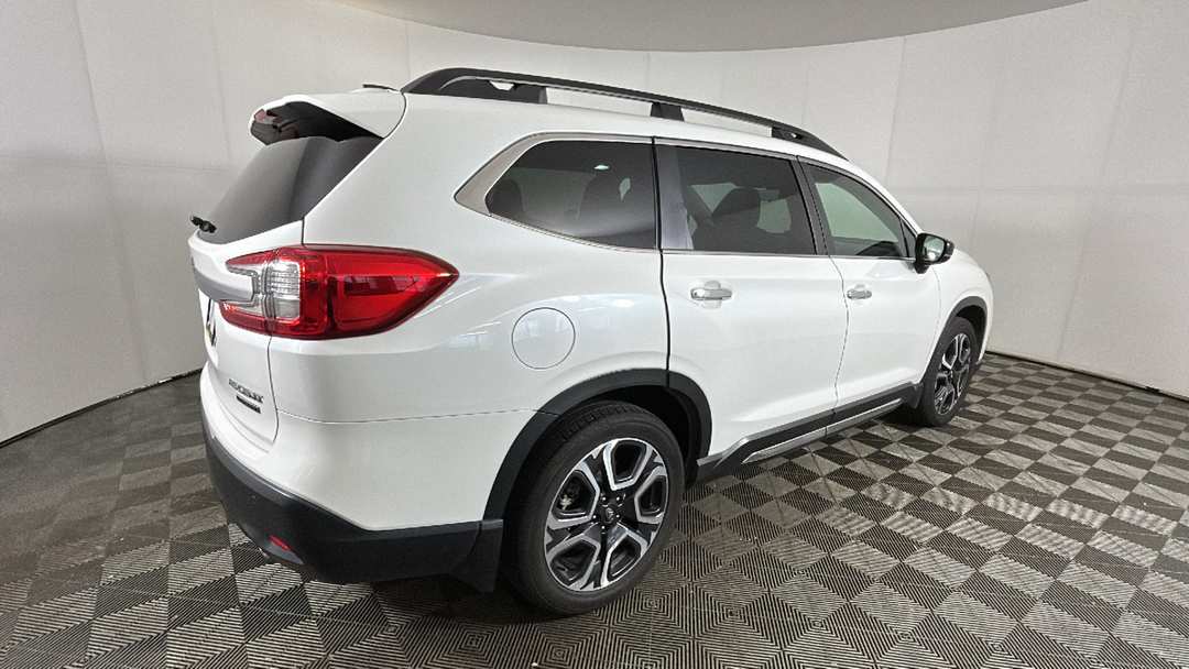 2024 Subaru Ascent Touring - Image 3