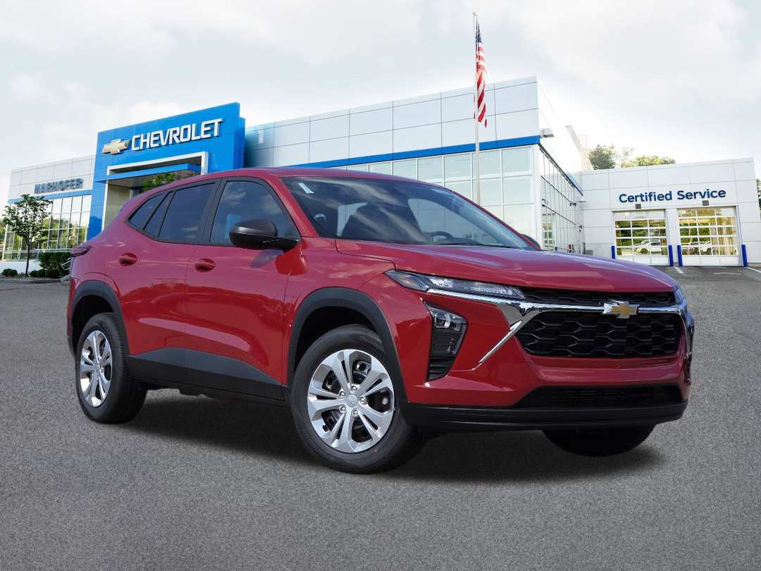 2026 Chevrolet Trax LS - Image 2