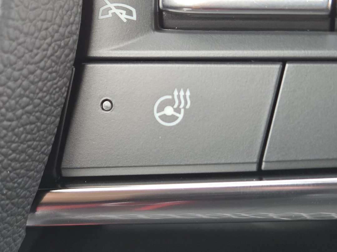 2027 Chevrolet Traverse LT - Image 3