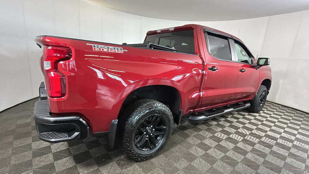 2020 Chevrolet Silverado 1500 LT Trail Boss - Image 3