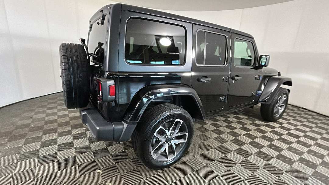 2024 Jeep Wrangler Sport S 4xe - Image 3