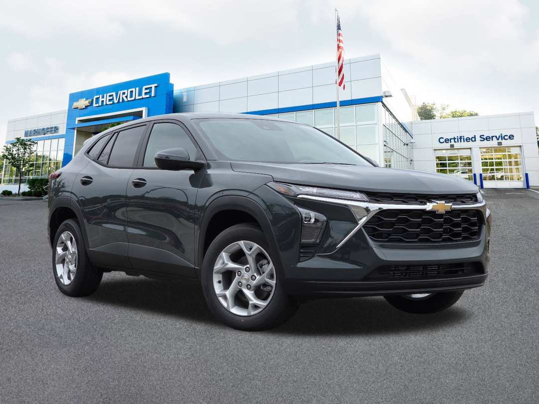 2026 Chevrolet Trax LS - Image 2