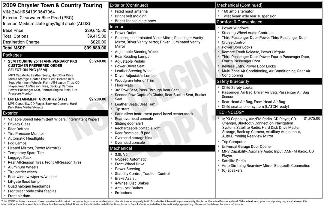 2009 Chrysler Town & Country Touring - Image 3