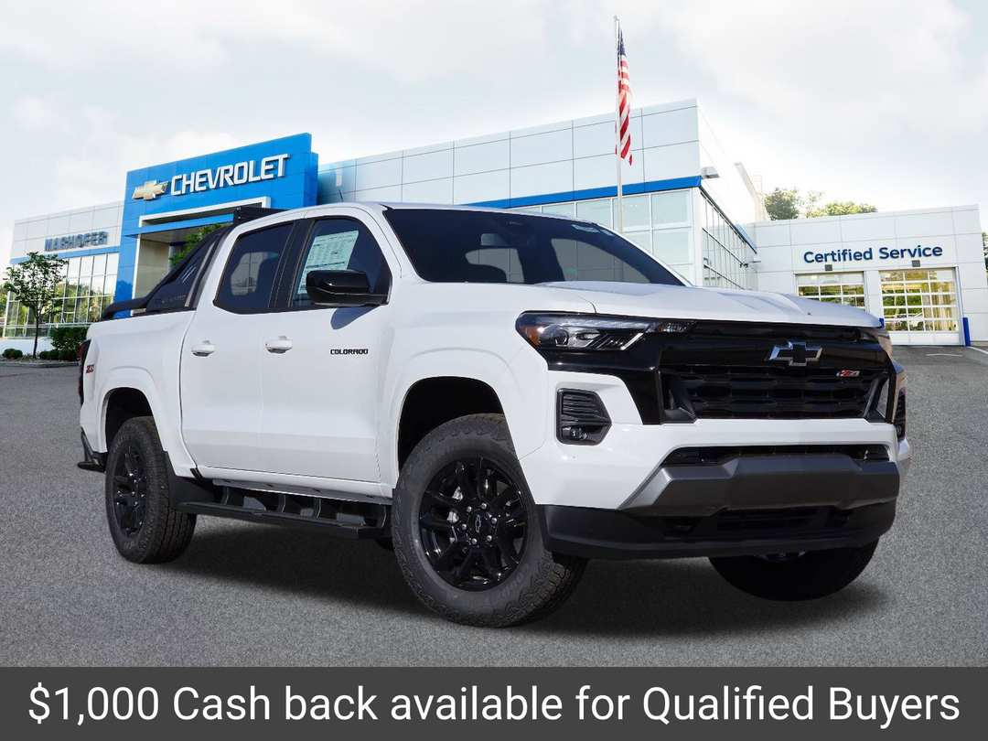 2026 Chevrolet Colorado Z71 - Image 2