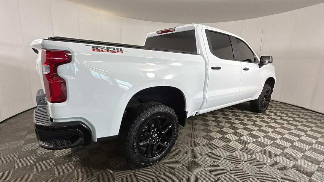 2026 Chevrolet Silverado 1500 LT Trail Boss - Image 3
