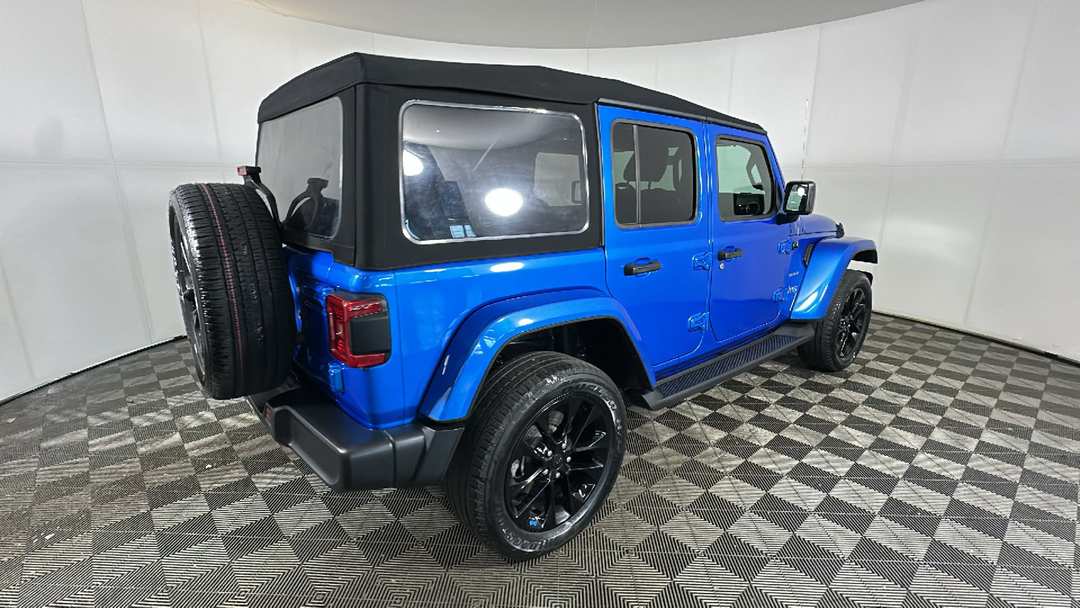 2023 Jeep Wrangler Sahara 4xe - Image 3