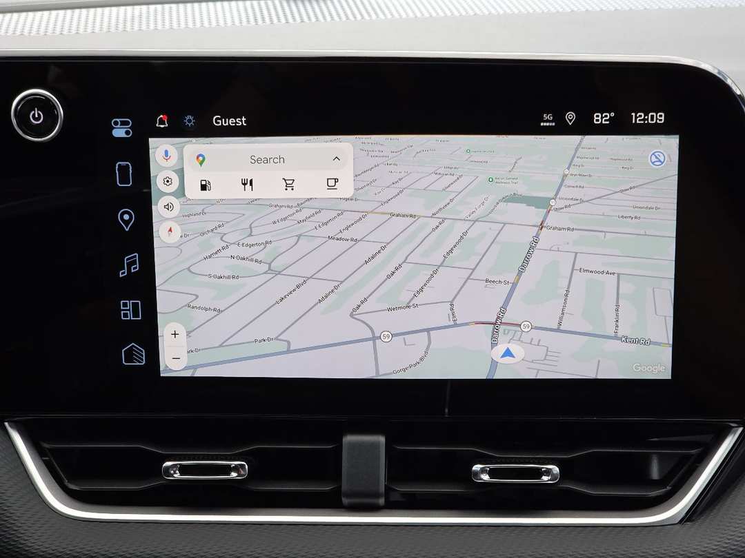2027 Chevrolet Equinox LT - Image 3