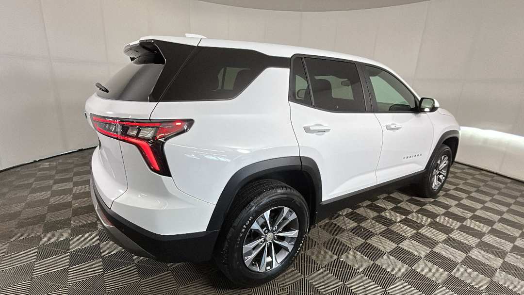 2026 Chevrolet Equinox LT - Image 3