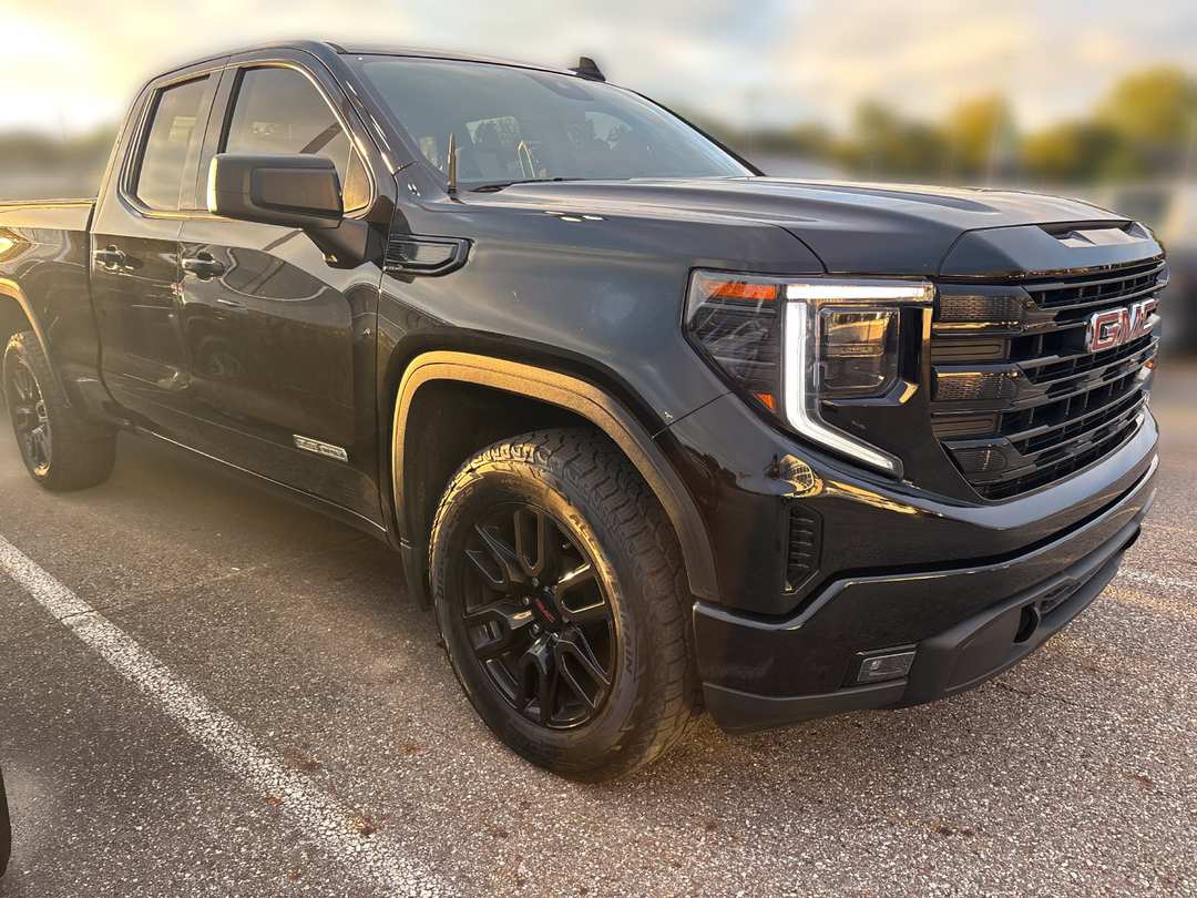 2023 GMC Sierra 1500 Elevation - Image 2