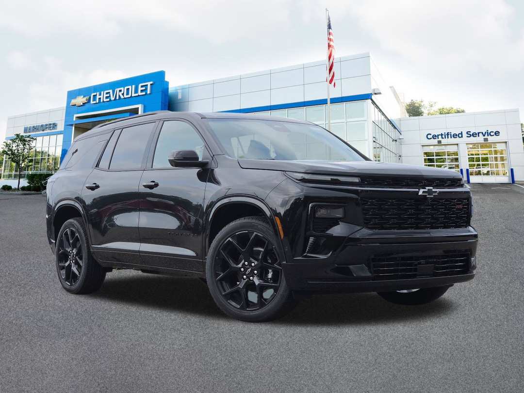 2026 Chevrolet Traverse RS - Image 2
