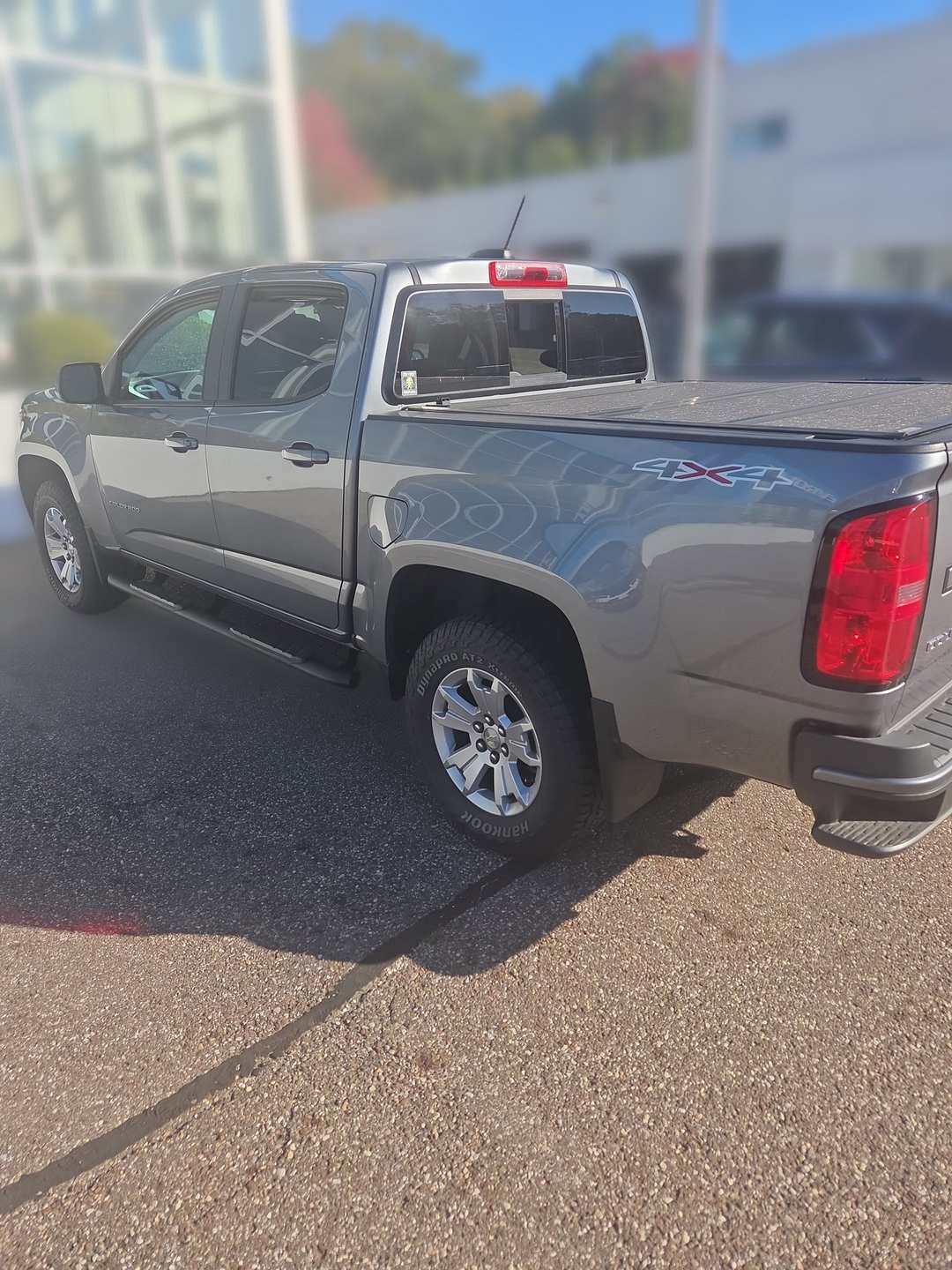 2021 Chevrolet Colorado LT - Image 3